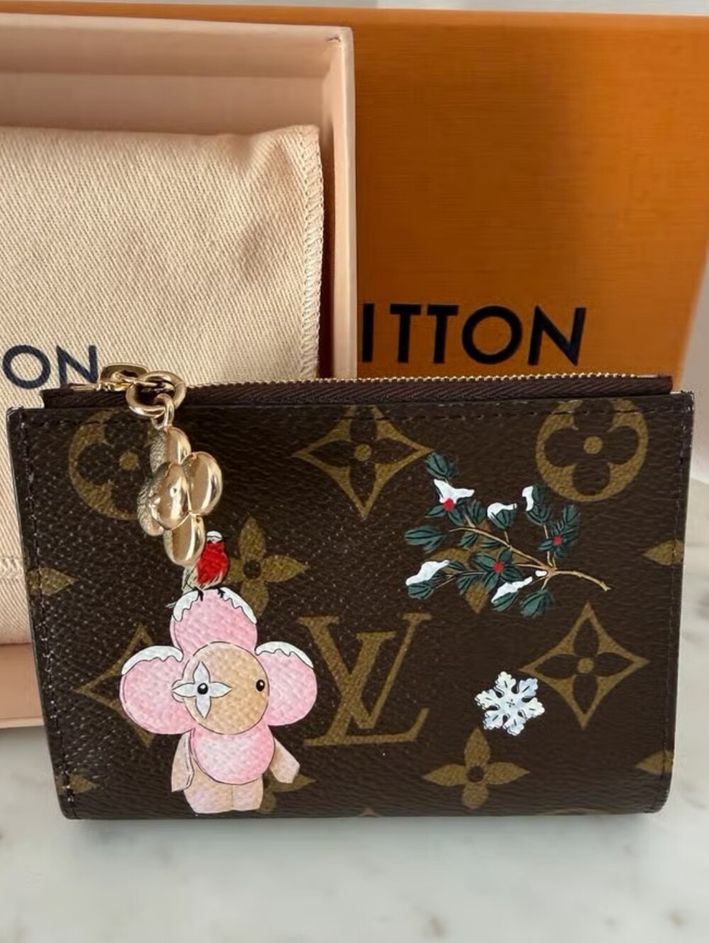 Louis Vuitton Lisa Wallet Monogram Vivienne Holiday Collection